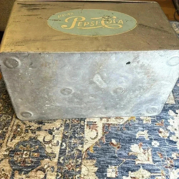 VINTAGE 1950’s ICONIC Cronstroms Pepsi Cola Logo Cooler Aluminum Ice Box Chest - Picture 16 of 16